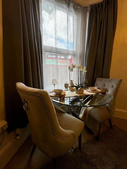 런던 Entire 1Bed Stratford Westfield 아파트 외부 사진